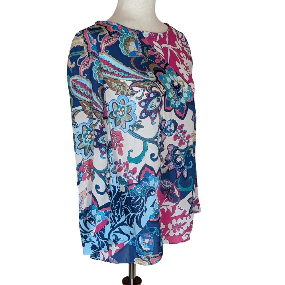 Chicos Womens Blouse Size 0 Small Blue Pink Floral Bell Sleeve Colorful - Picture 4 of 11